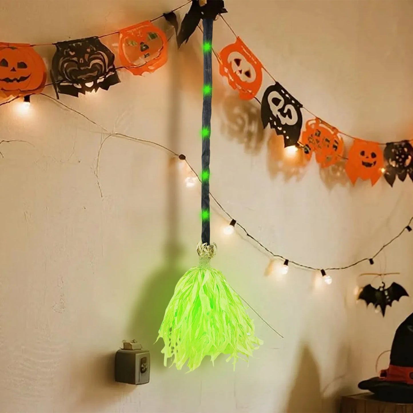 Escoba LED de Halloween – Luz RGB con efecto luz mágica para decoración y disfraces